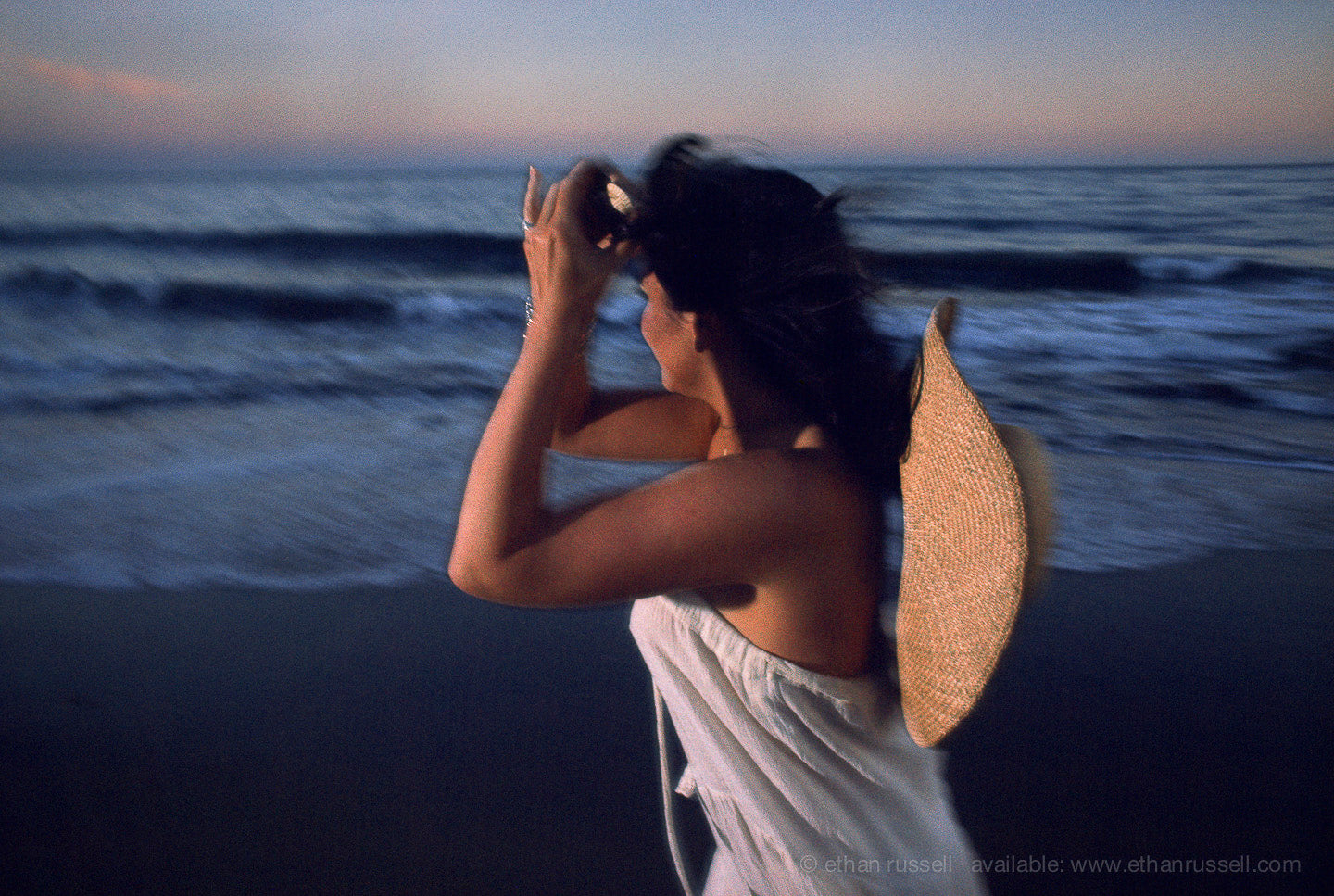 Linda Ronstadt Hasten Down the Wind Session 1976 – ETHAN